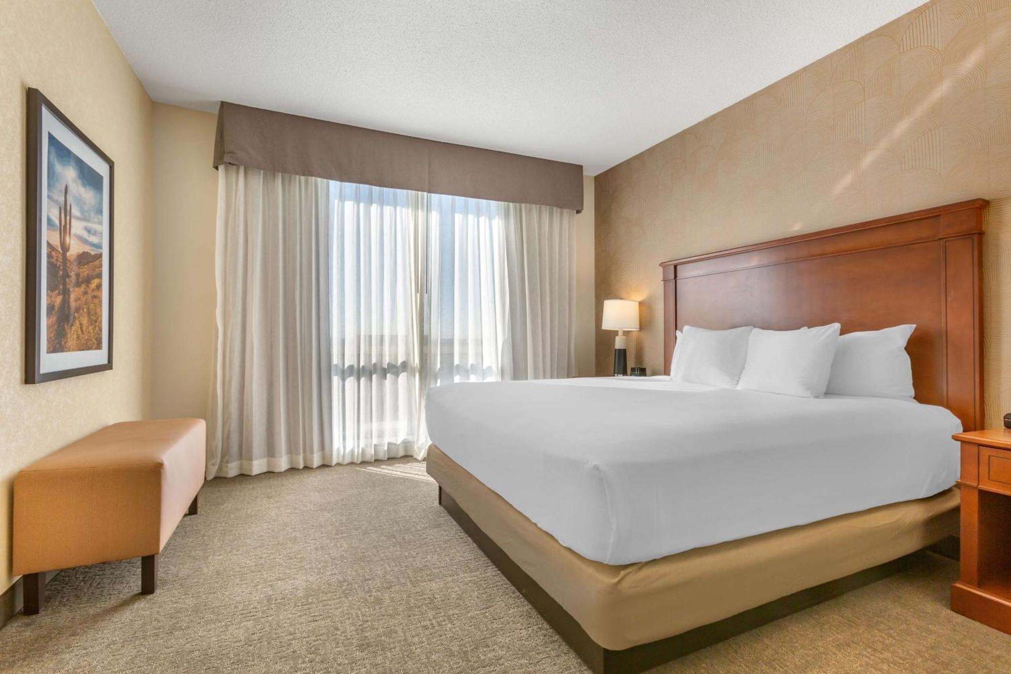 Drury Plaza Hotel Phoenix Tempe Buitenkant foto